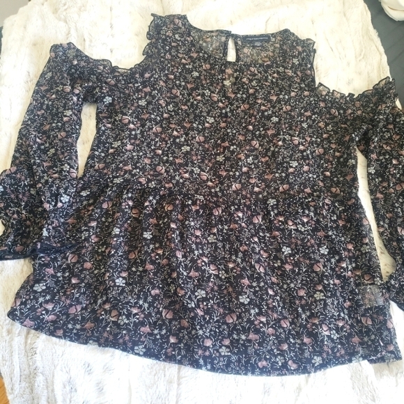 AMERICAN EAGLE BLACK FLORAL SHEER GAUZY COLD SHOULDER BOHO BLOUSE SIZE M… - Picture 11 of 12